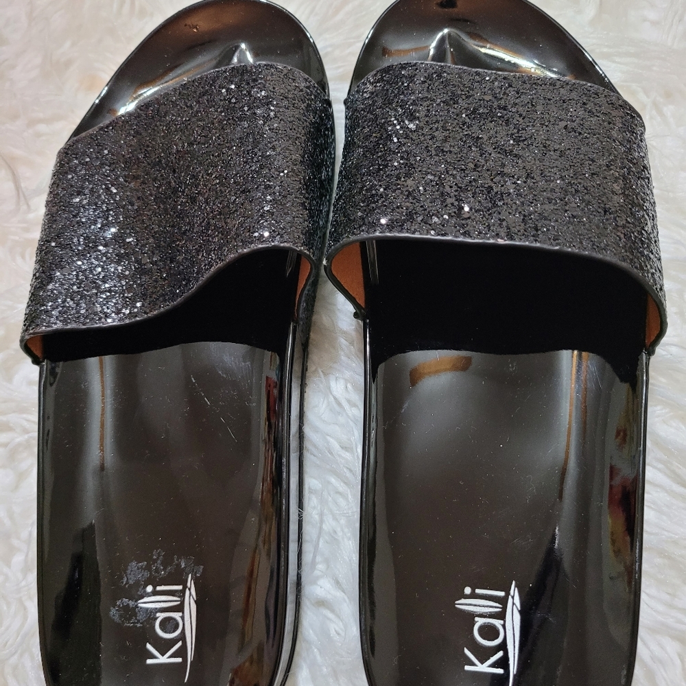 Kali Sandals